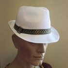 <p>34756 Valge gangsteri müts 5,20 €</p>